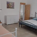 Lucia Apartamento *