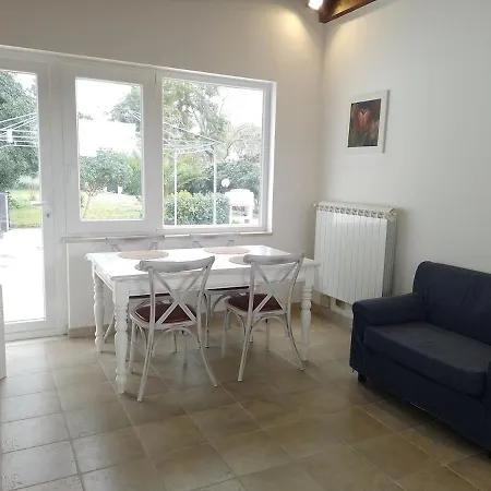 Lucia Apartment